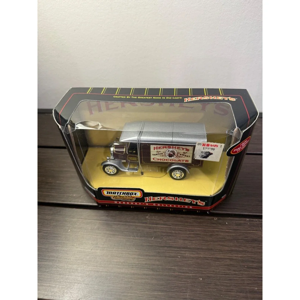 Matchbox Collectibles 1926 Ford Model‎ TT Van Hershey's Chocolate 1:43 Diecast